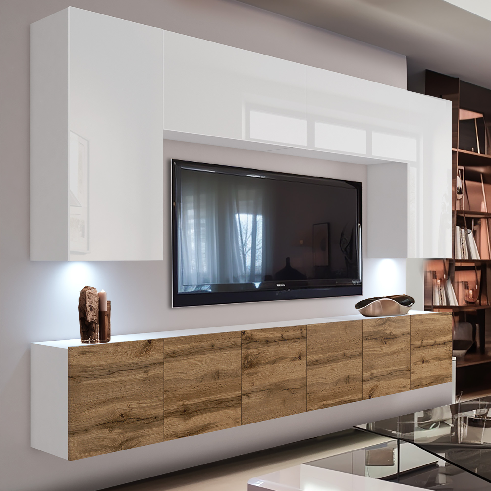 TV stěna z bílého lesku a dubu s LED a závěsnými skříněmi