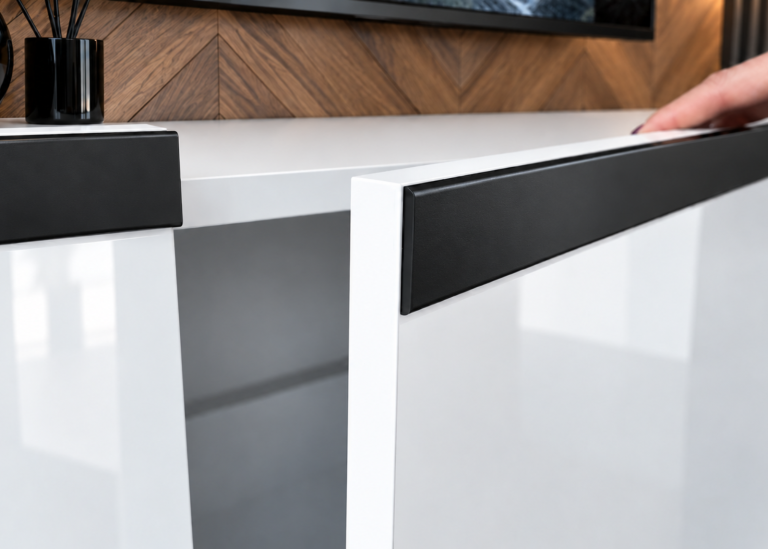 Obývací stěna Prestige 200 cm TV/RTV bílá lesk Výrobce IMP P Keanu 7/5/W/W/0/0/CM